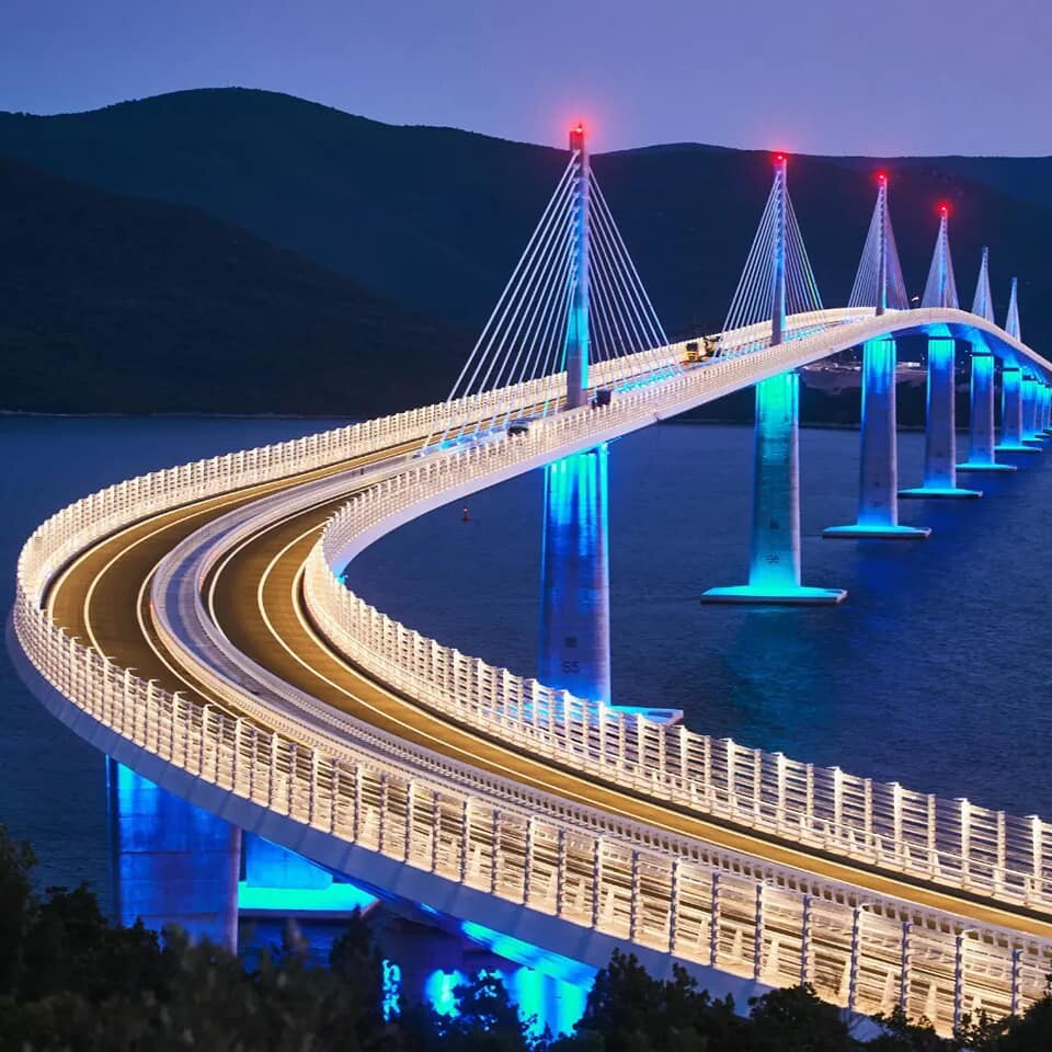 Átadták a Horvátországot Horvátországgal összekötő Pelješac hidat