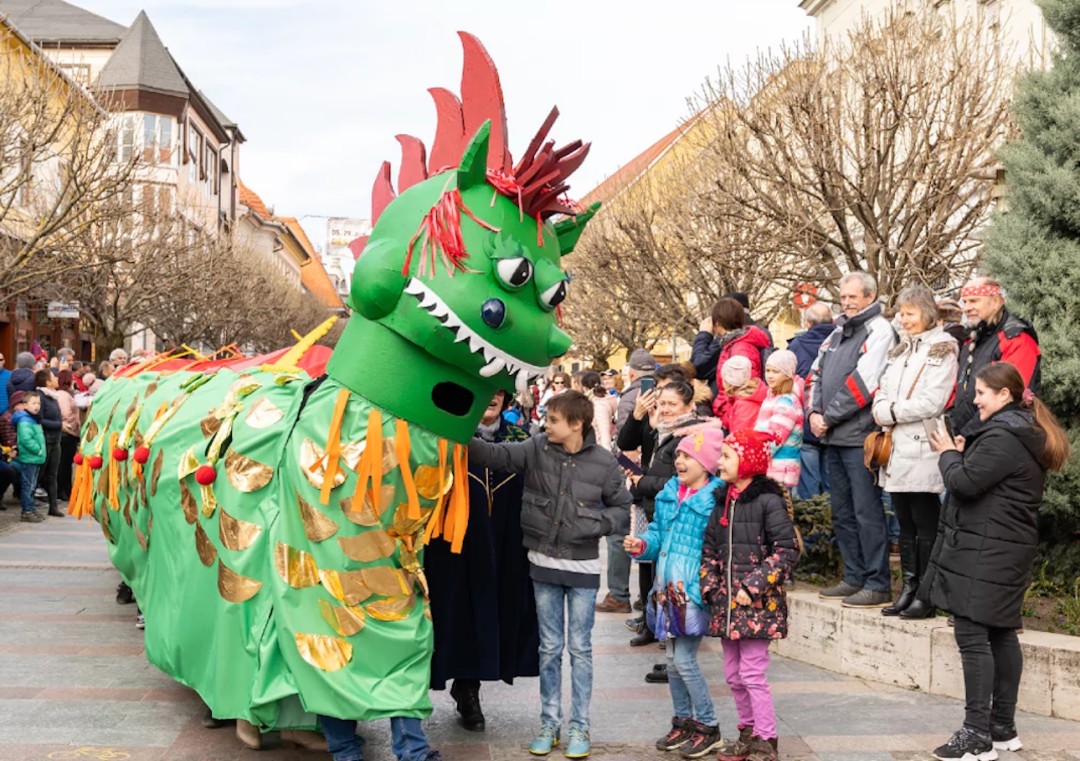 Számos program várja az érdeklődőket a farsangi időszakban is a Balatonnál