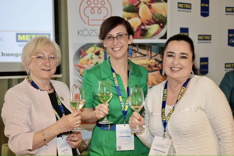 Ünnepel a KÖZSZÖV