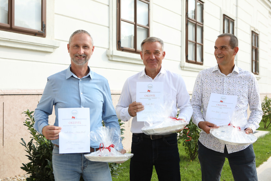 Bivalyok, sajtok, szedrek – alapanyagok termelőit díjazták
