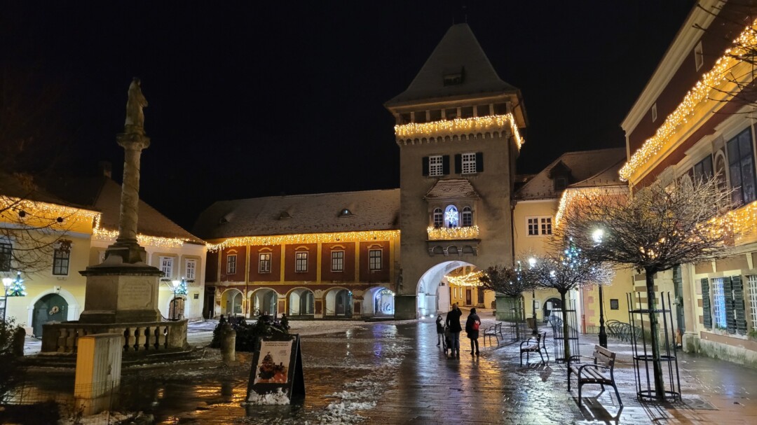 Kőszeg Karácsonyi havas díszben…