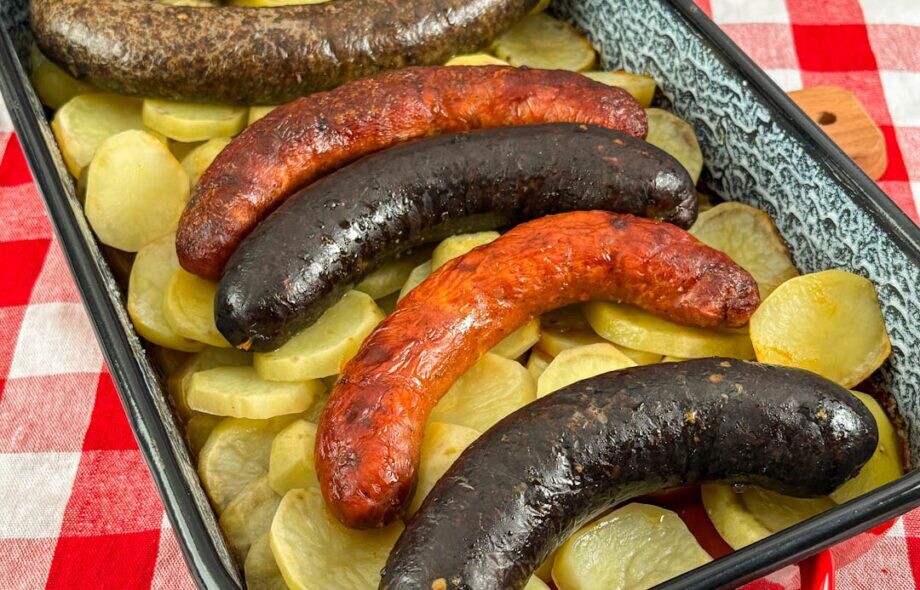 MIRE JÓ A SÜLT HURKA TEPSI ALJÁN MARADT ZSÍRJA