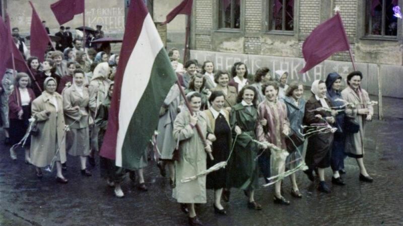 Mit ünneplünk május 1-jén?