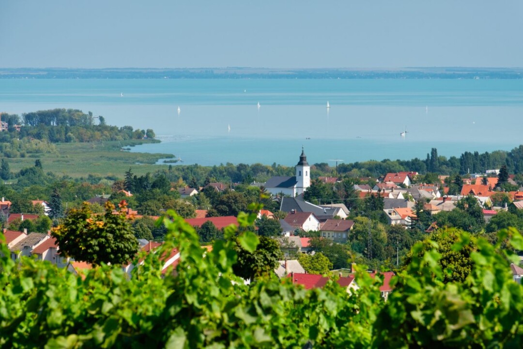 Május 1. a Balatonnál